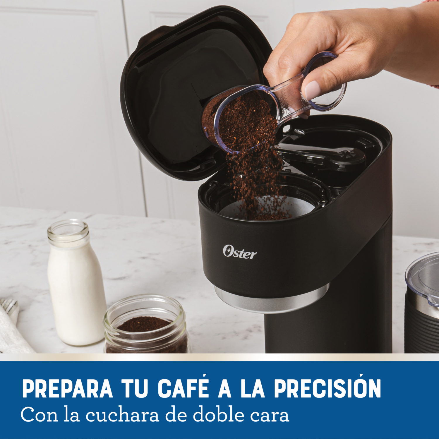 Cafetera Eléctrica Latte 4 En 1 BVSTDC02B-013 OSTER 2 Tazas