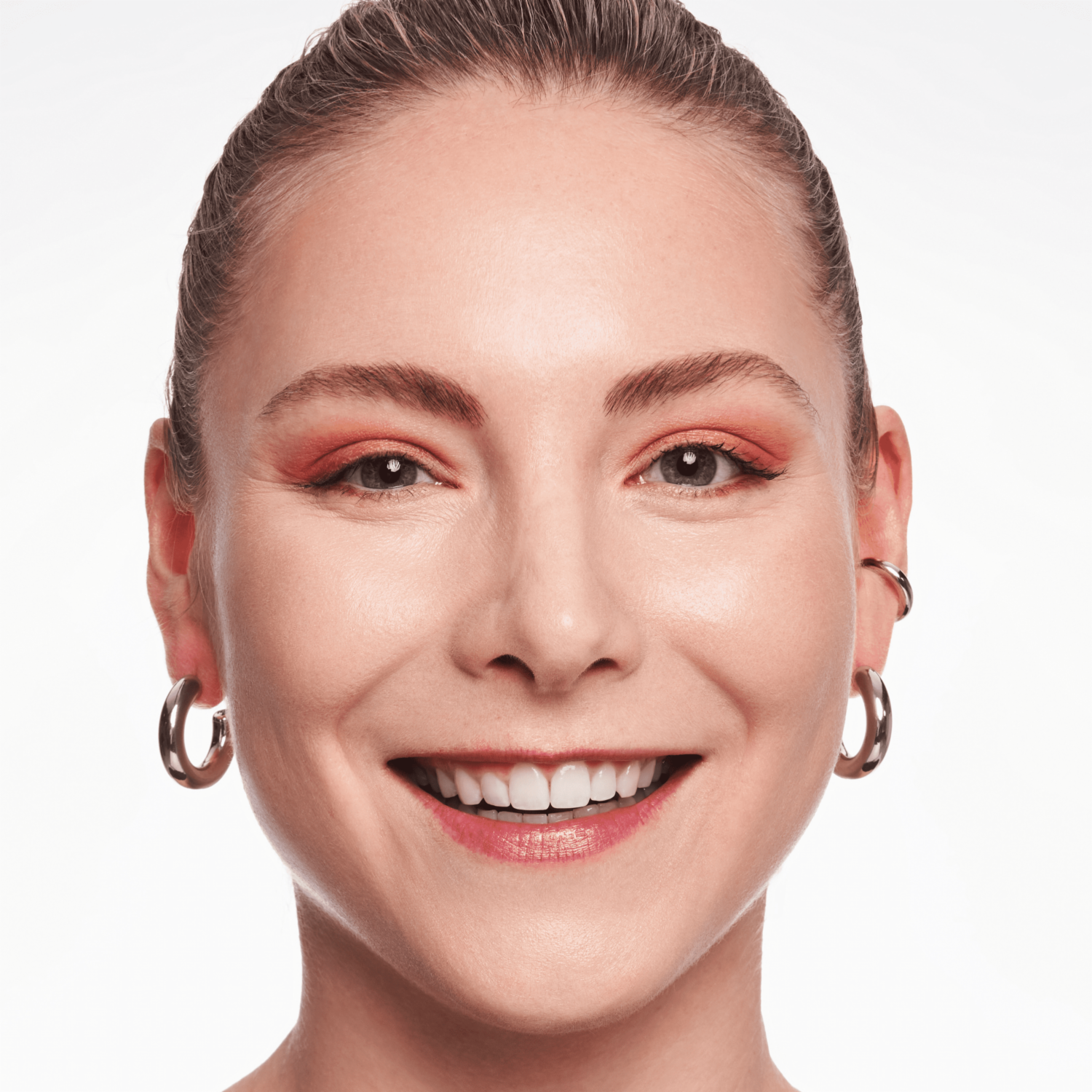 Corrector De Ojeras True Skin Hydrating High Cover 18 H CATRICE
