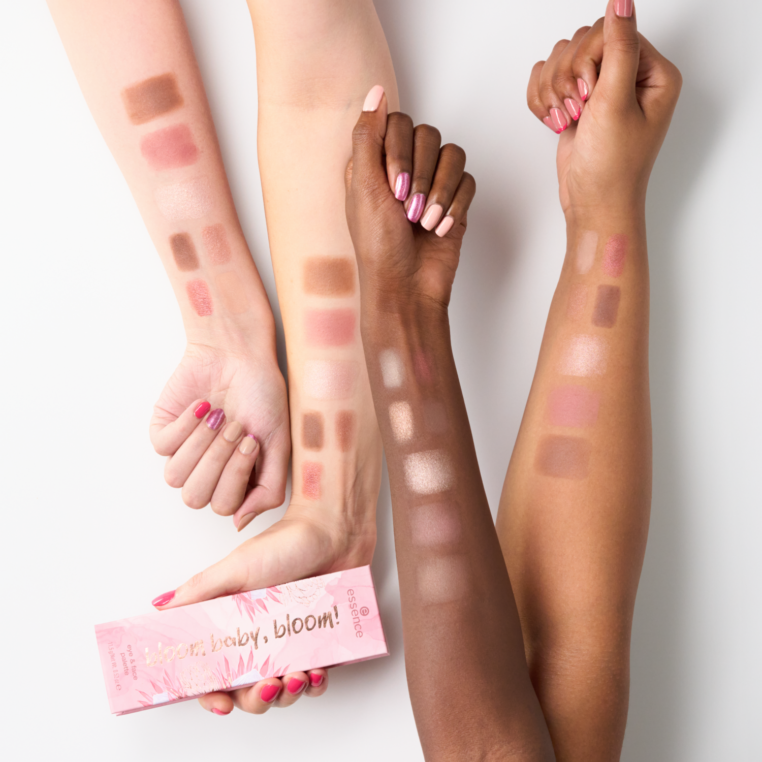 Paleta De Sombras Para Ojos Y Rostro Bloom Baby, Bloom! ESSENCE 11.5 G