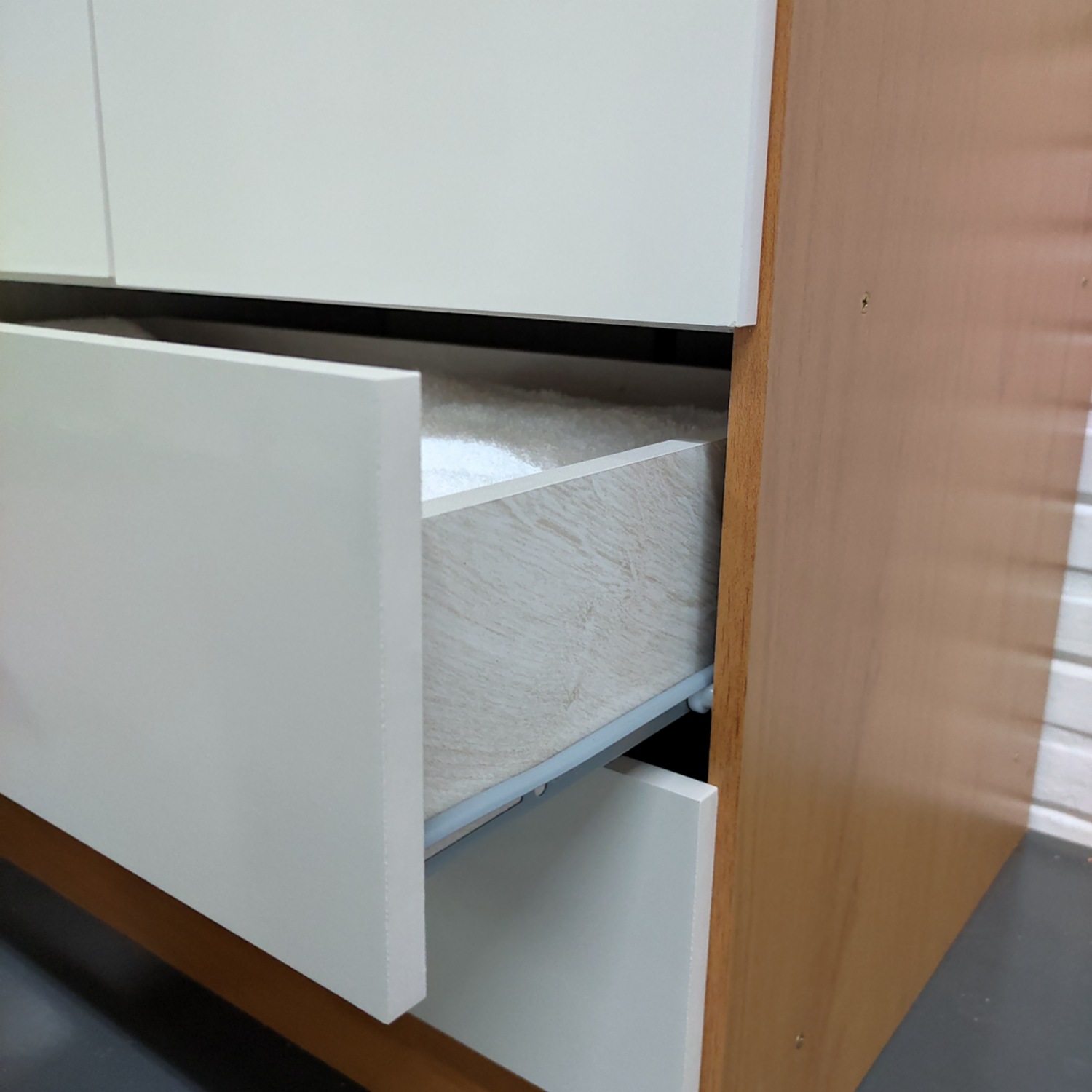 Ropero 4 Puertas Nature Snow Champanhe CASAMIA MDP